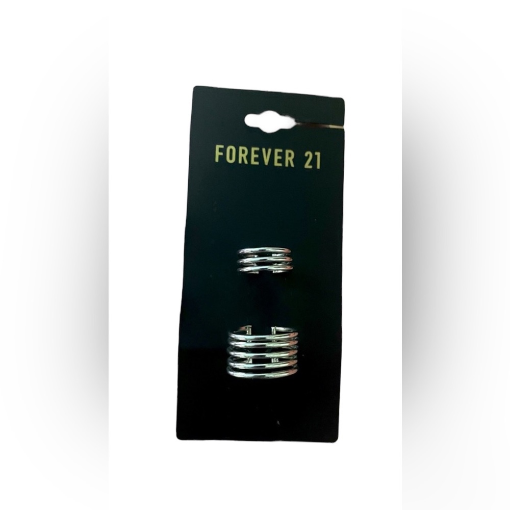 NWT forever 21 silver rings set of 2